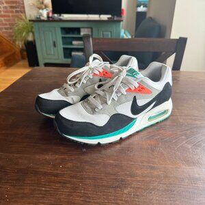 Nike Air Max Correlate Sneakers